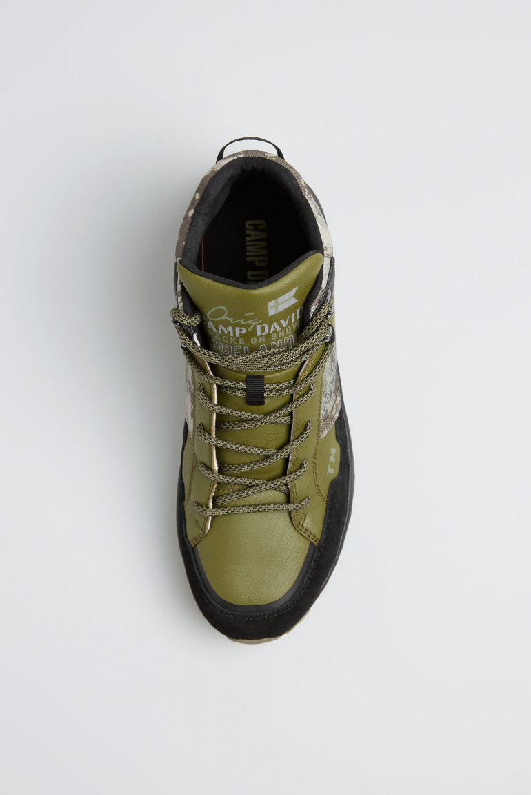 Hightop Hiking Sneaker
