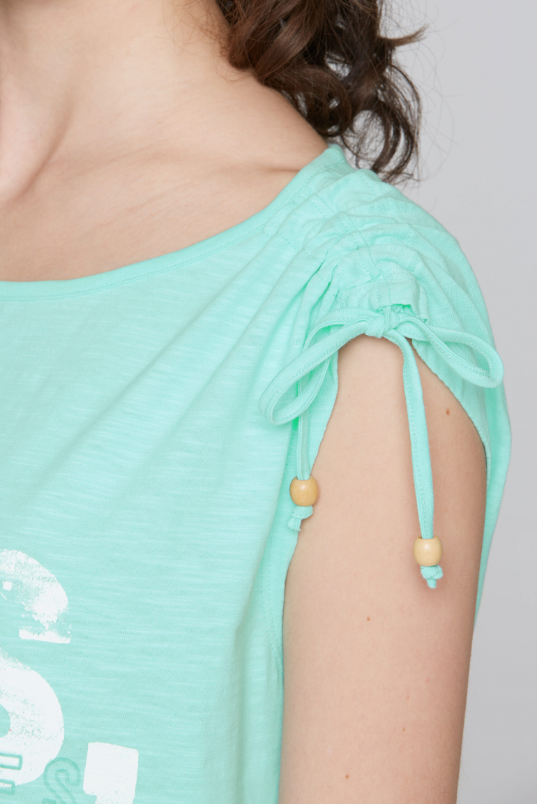 Jersey-Kleid mit gerafften Schultern und Artwork