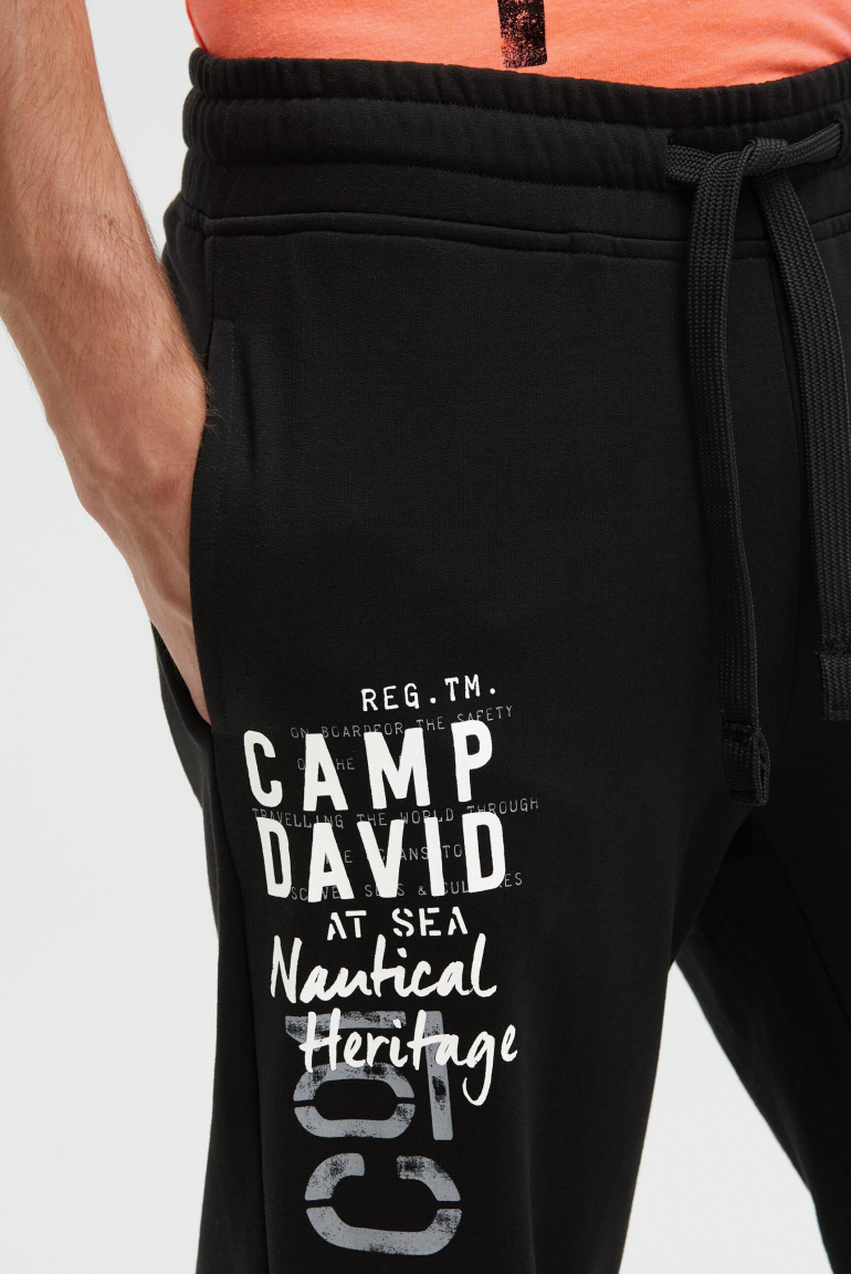 Jogginghose mit Logo Print