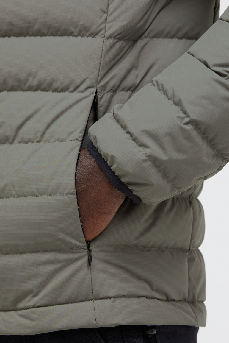 Leichte Daunenjacke