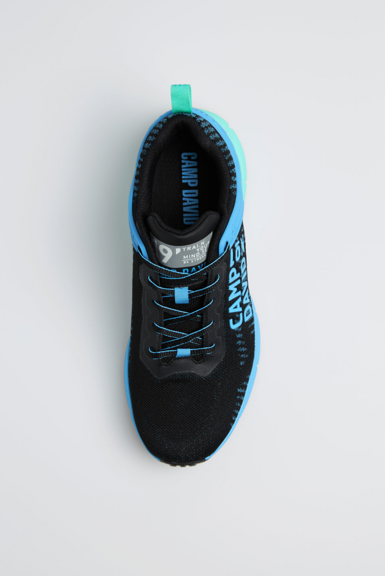 Leichter Sneaker im Knit-Design mit Logo Artwork