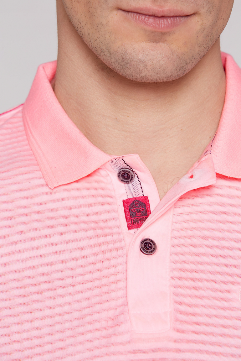 Polo mit Strukturstreifen und Backprint