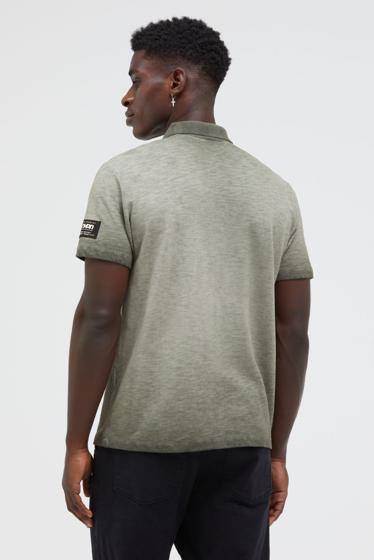 Poloshirt aus Slub-Pikee Inside Oil Dyed