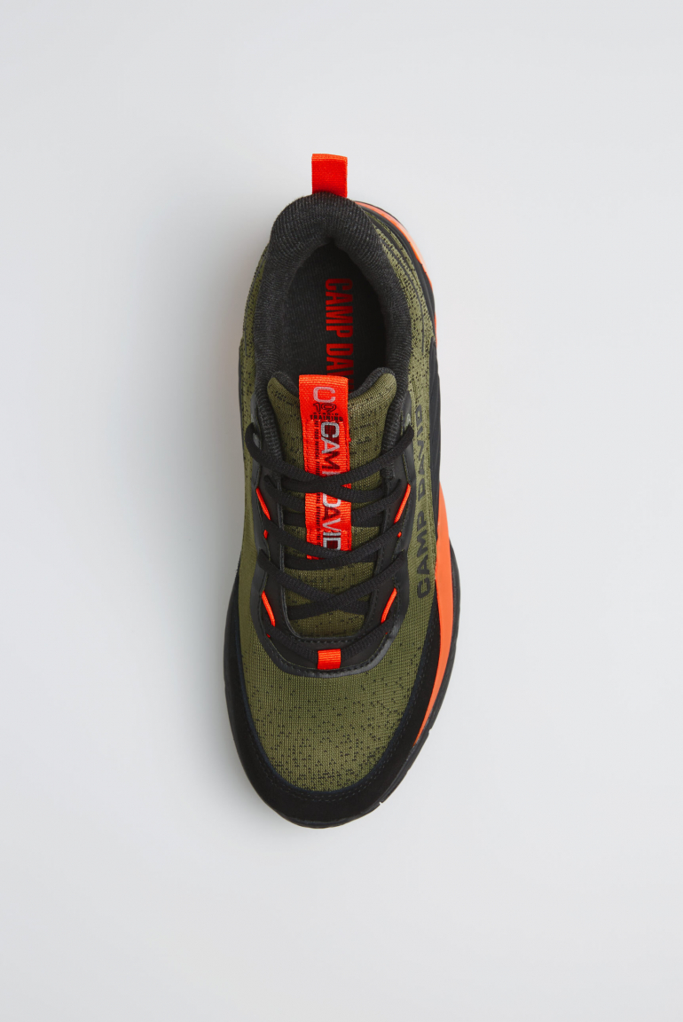 Premium Sneaker mit Jacquard-Design und Rubber Logo