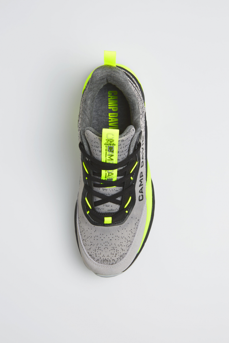 Premium Sneaker mit Jacquard-Design und Rubber Logo