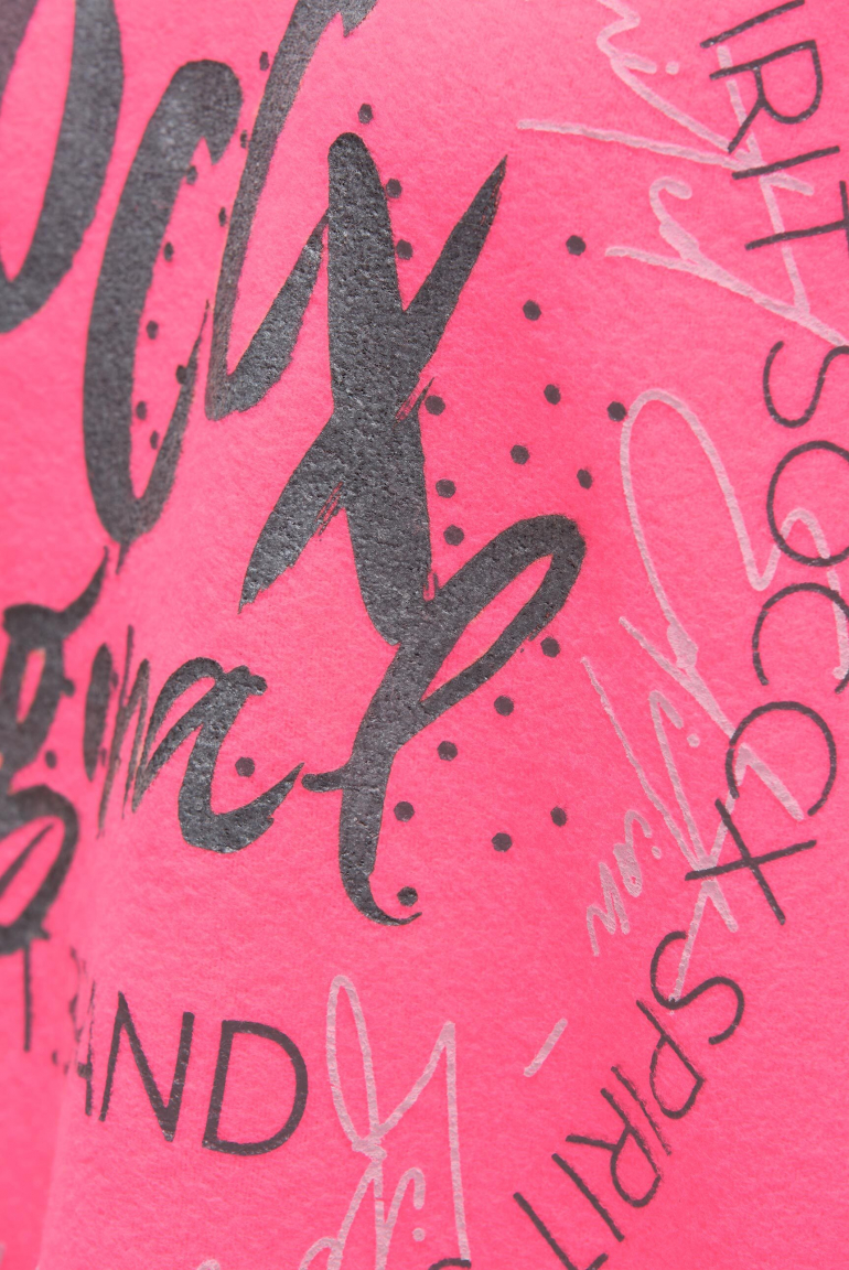 Pullover aus Flauschstrick mit Glimmer Gel Print