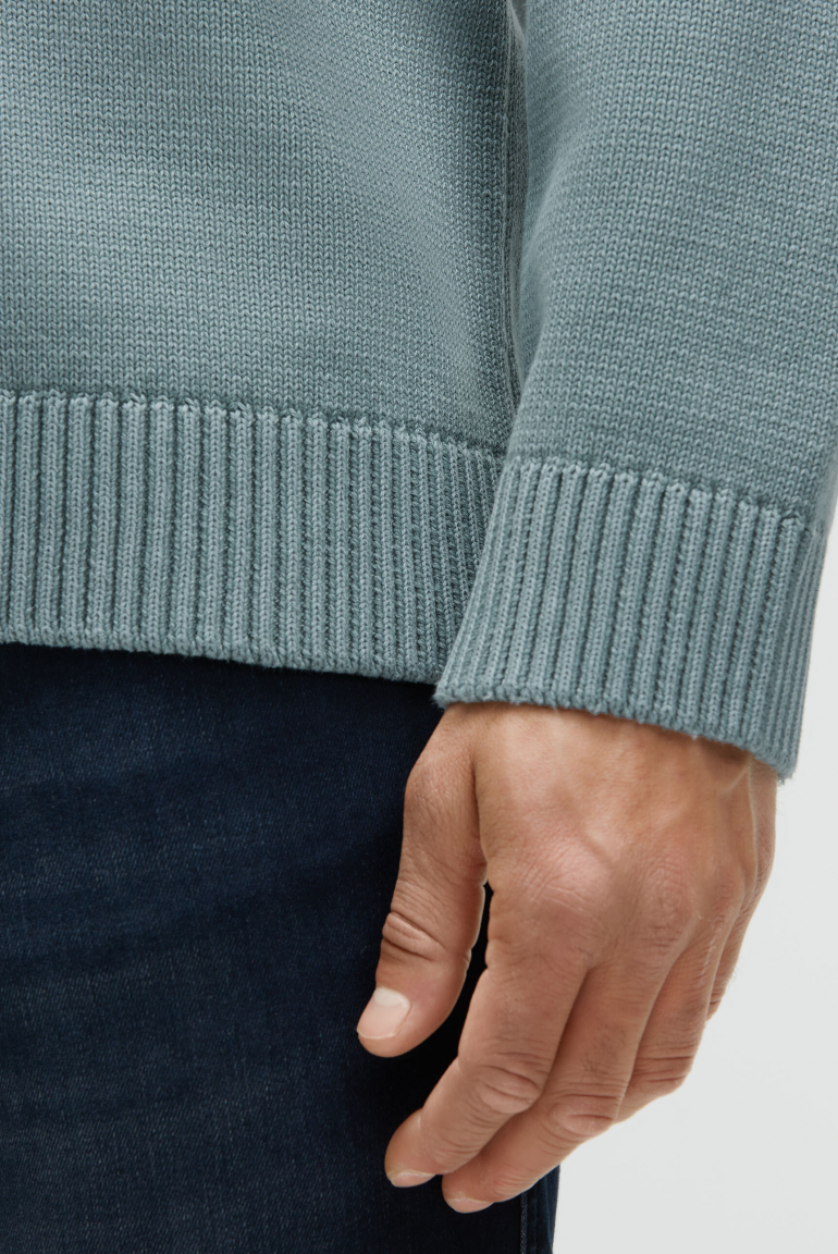 Pullover V-Neck mit Logo Print und Tapes