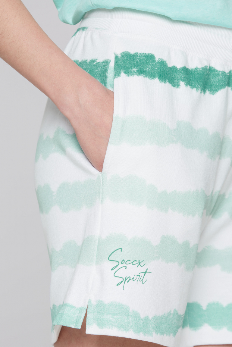 Sweatshorts mit Streifen im Batik-Look