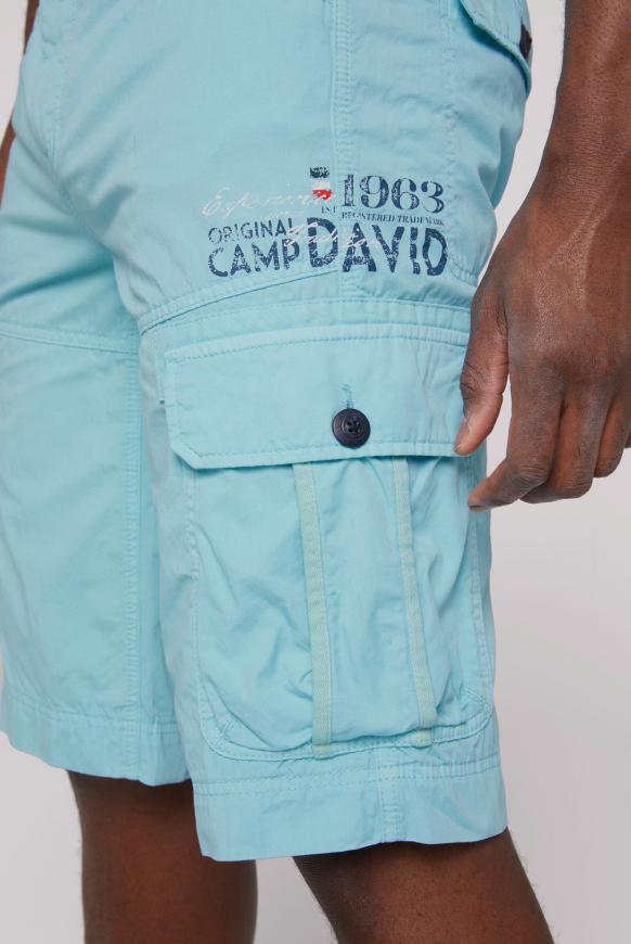 Cargo Shorts mit Tapes und Label Prints