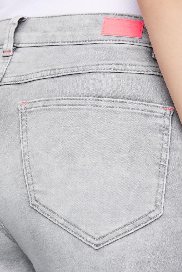 Jeans CH:AR mit geradem Bein