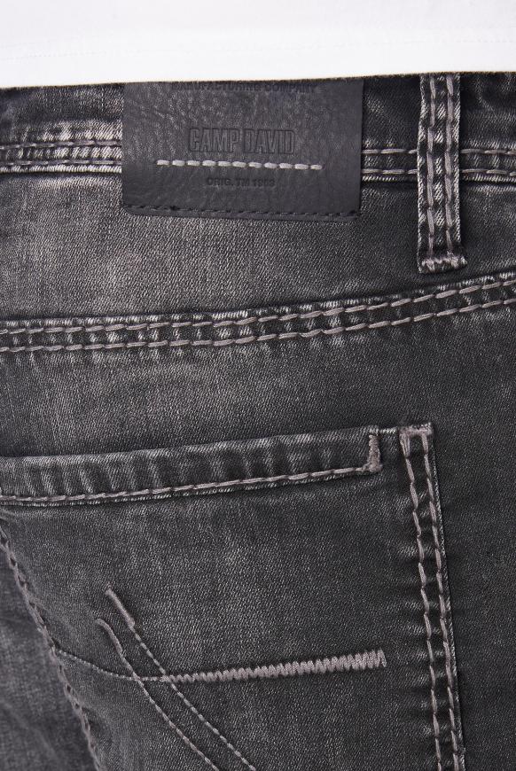 Jeans HE:RY im Vintage Look mit Teilungsnähten