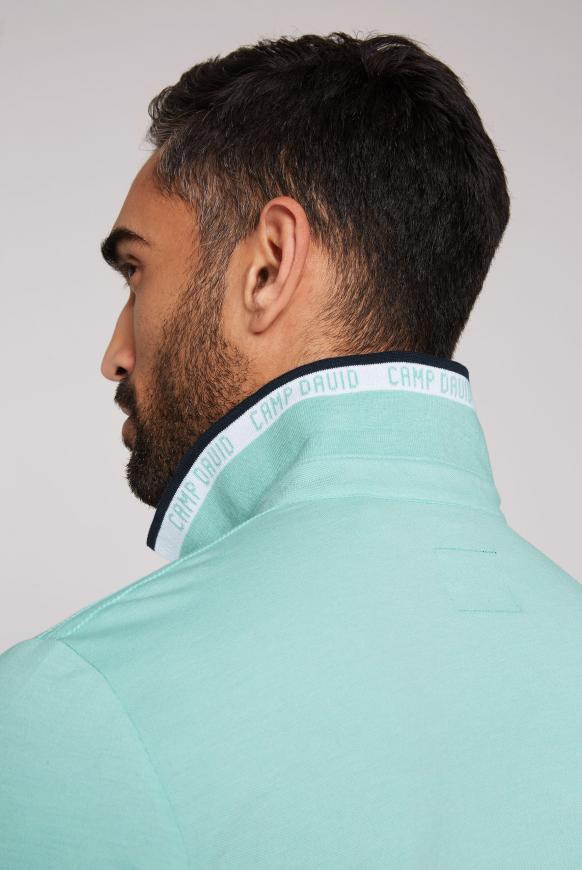Poloshirt aus Pikee mit Two-Tone-Details