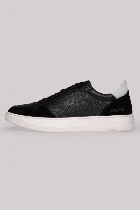 Premium Sneaker aus Leder