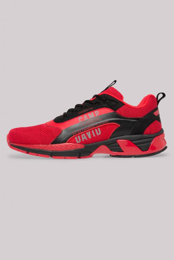 Premium Sneaker im Materialmix
