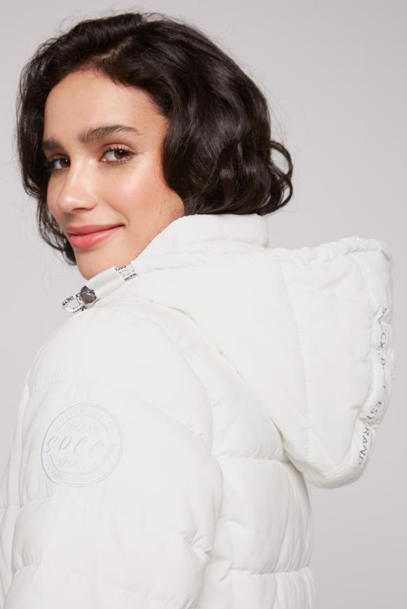 Steppjacke mit abtrennbarer Kapuze