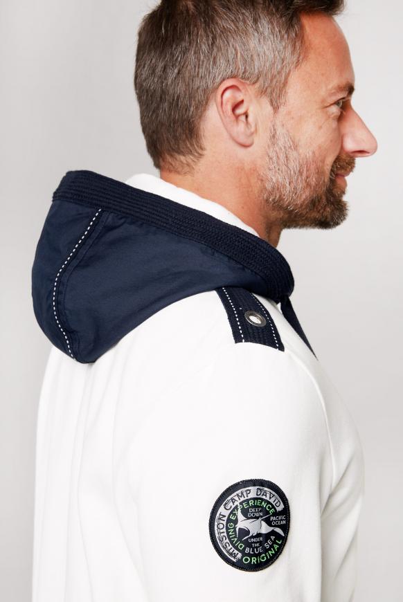 Sweatjacke mit Kapuze im Materialmix
