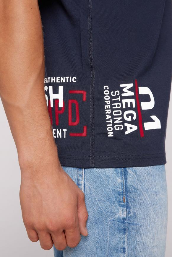 T-Shirt mit vielen Logo Prints