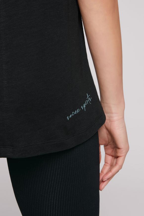 Top mit Print und Cut-Out am Rücken