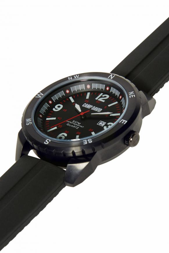 Uhr aus Edelstahl mit Silikonarmband