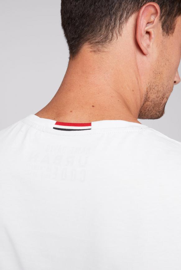 Urban T-Shirt mit Label Print