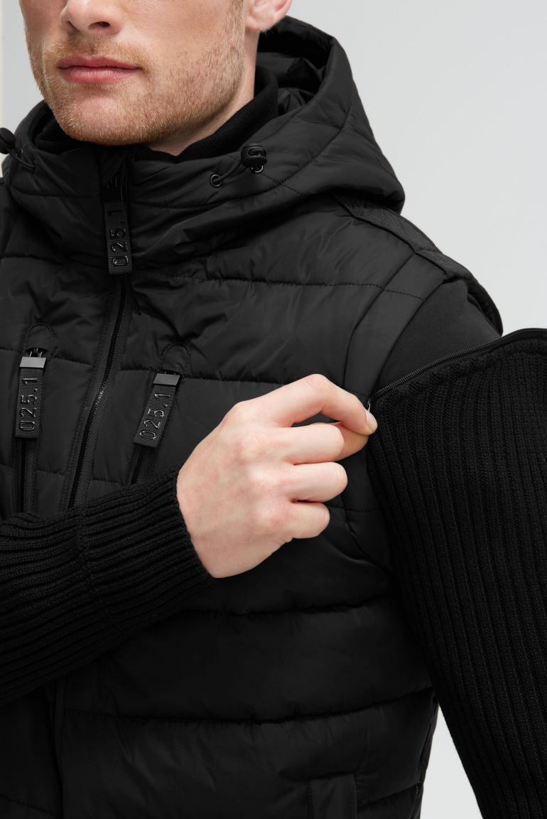 2-in-1 Steppweste mit abtrennbaren Strickärmeln