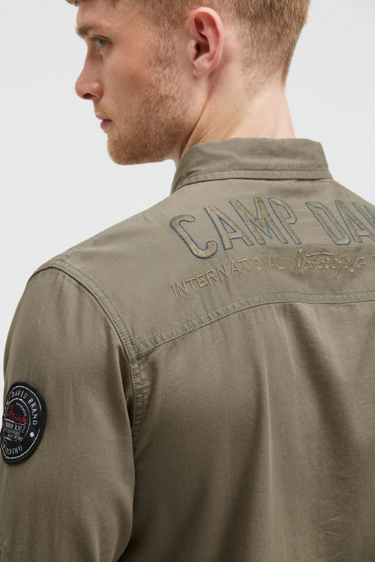 Cargohemd mit Rippstruktur und Logo-Stickereien