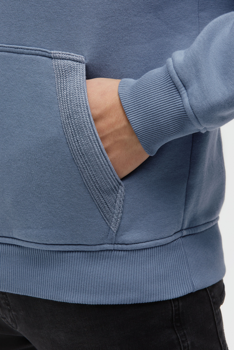 Hoodie mit Rubber Print und Tapes