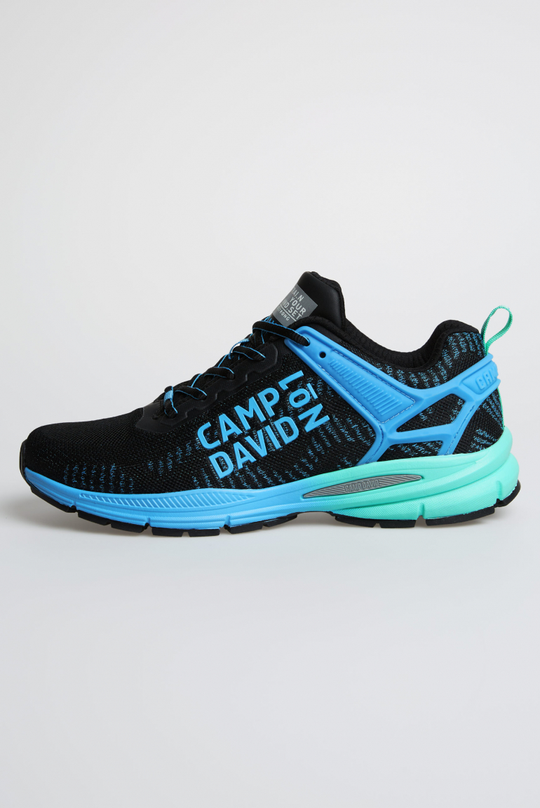 Leichter Sneaker im Knit-Design mit Logo Artwork