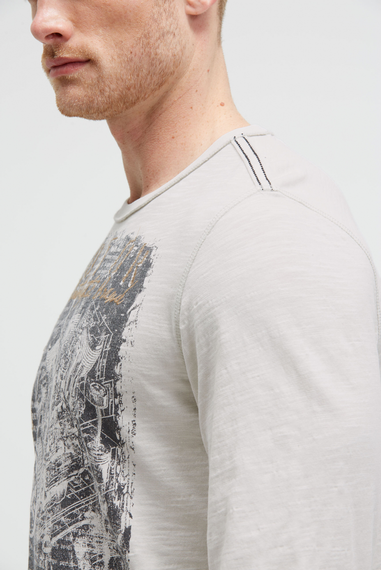 Longsleeve mit Tape und Photoprint