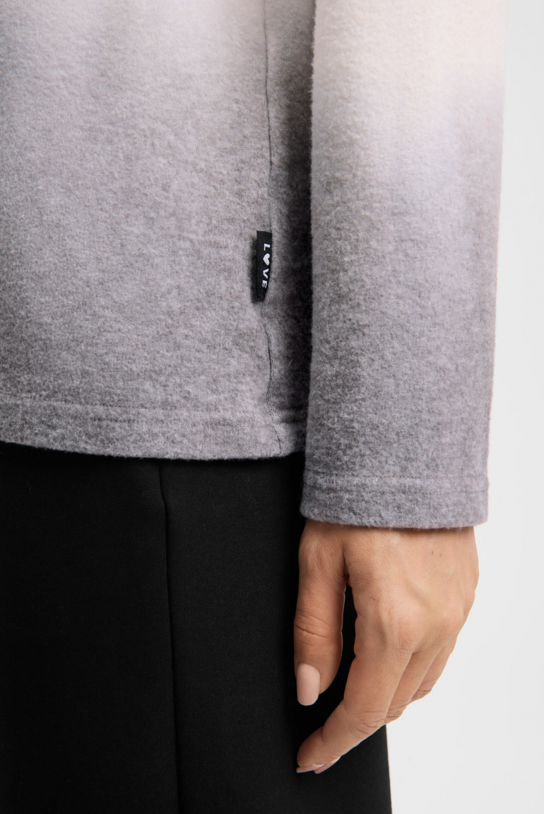 Pullover Dip Dye aus Flauschstrick mit Glitter-Logo