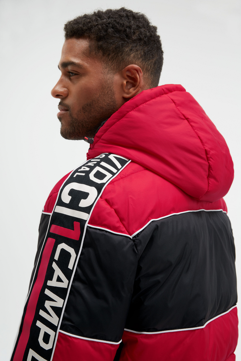 Steppjacke mit Colour-Blocking, Tapes, Artworks