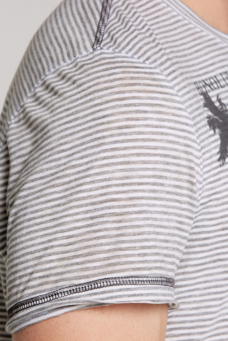 Streifenshirt mit Ausbrenner-Effekten und Prints