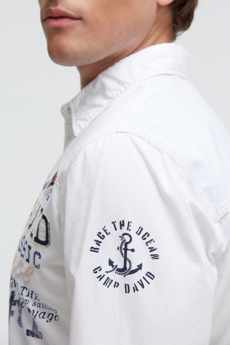 Strukturiertes Langarmhemd mit Logo-Applikationen