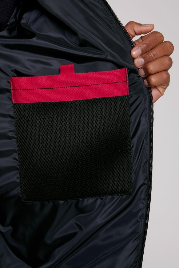 Jacke im Materialmix mit Colour-Design