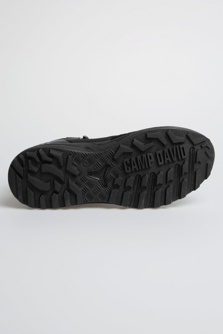 Hightop Hiking Sneaker