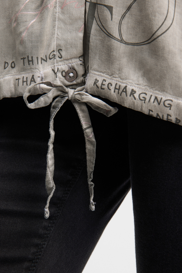 Langarmbluse mit Kapuze und All Over Print