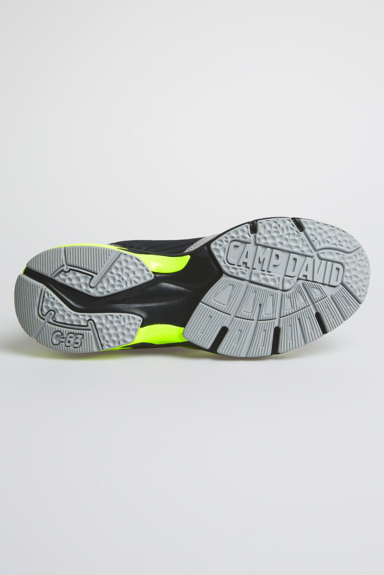 Premium Sneaker mit Jacquard-Design und Rubber Logo