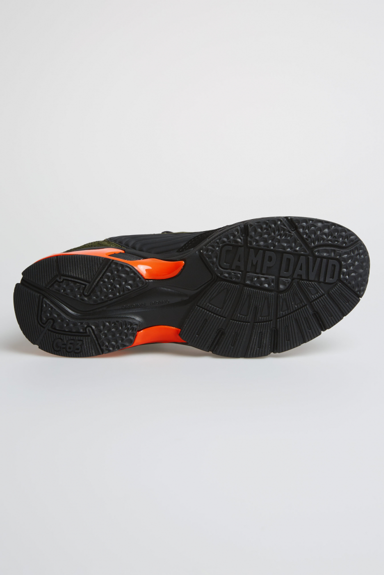 Premium Sneaker mit Jacquard-Design und Rubber Logo