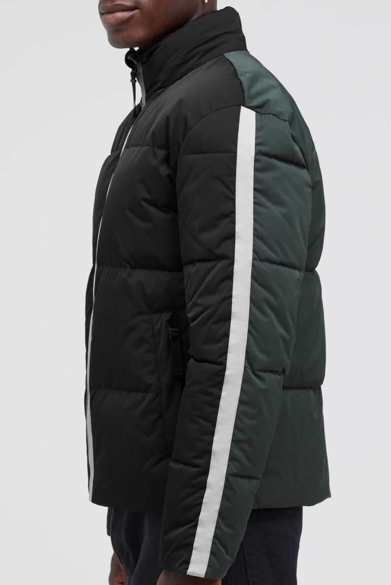 Steppjacke mit Colour-Blocking und Kapuze