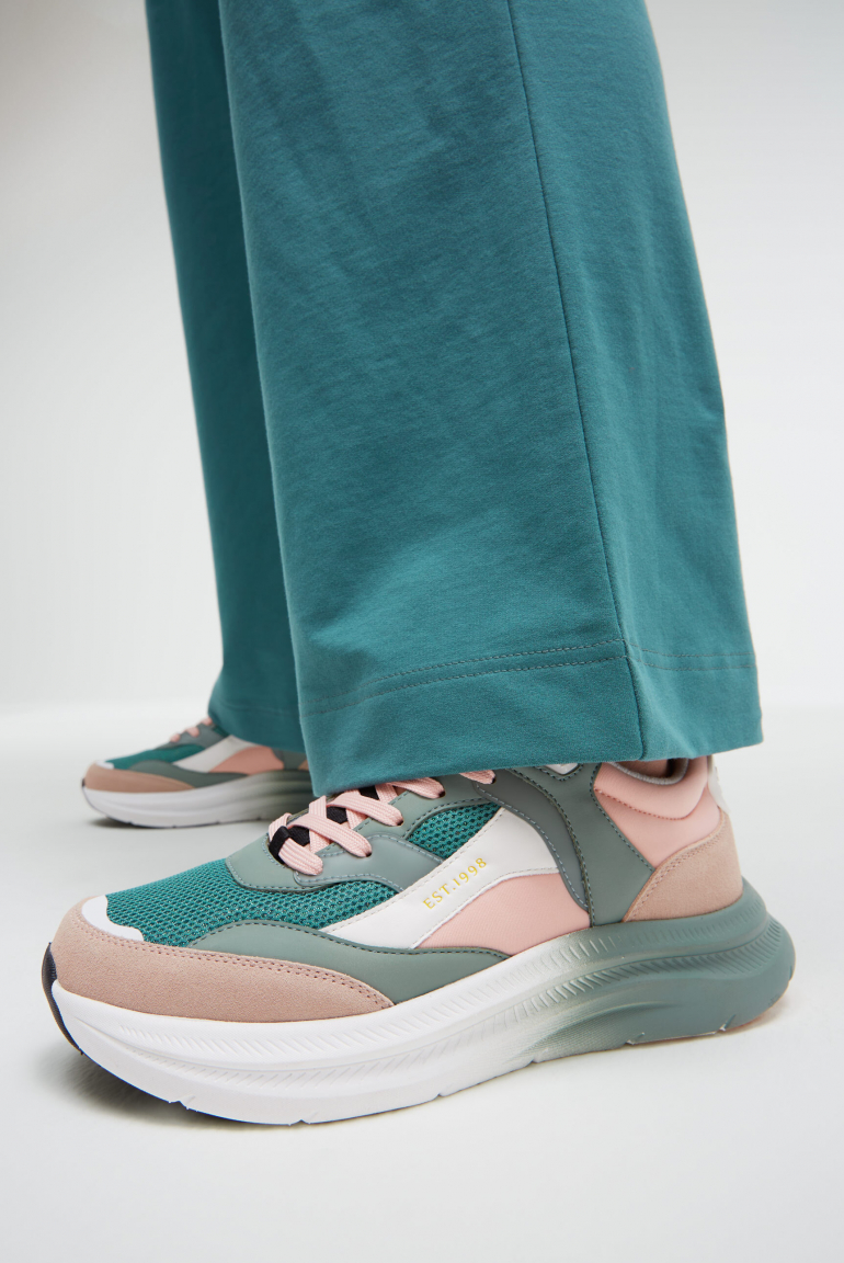 Wedge Sport Sneaker mit Dip-Dye-Sohle